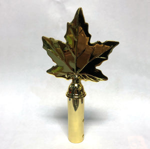 Maple Leaf finial in gold or silver finishing.