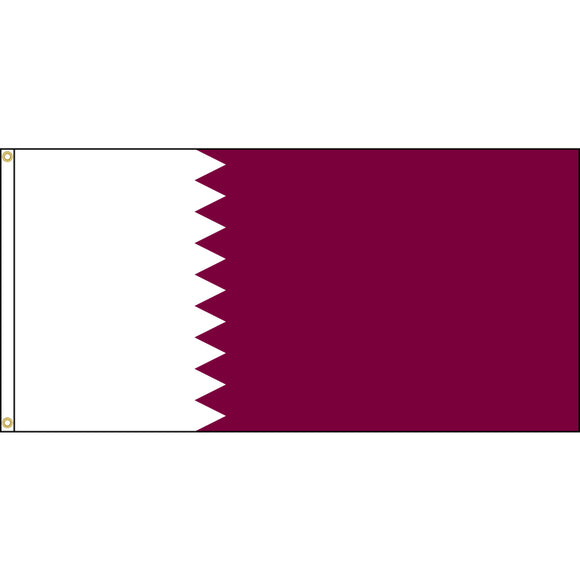 Qatar Flag with header and grommets.